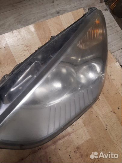 Фара левая Ford Galaxy WA6 qywa 2007