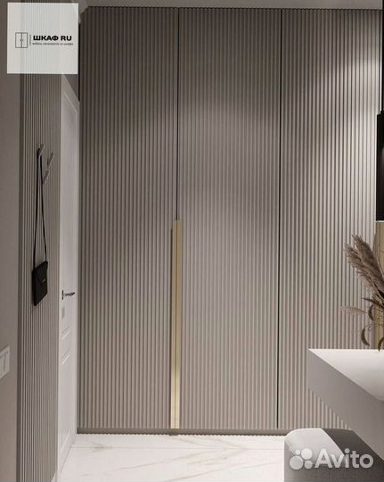 Стильный шкаф купе