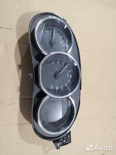 Панель приборов Nissan Terrano F4R 2021