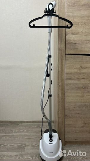 Отпариватель для одежды вертикальный