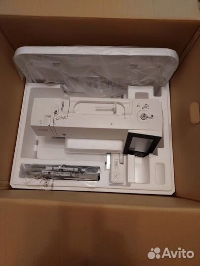 Вышивальная машина Janome Memory Craft 550E