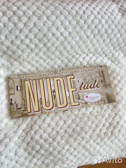 Палетка теней, помада, тени, хайлайтер