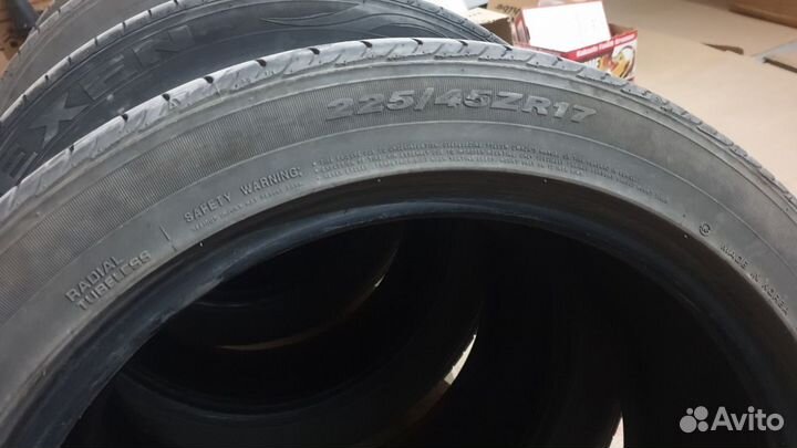 Nexen N Fera RU1 225/45 R17