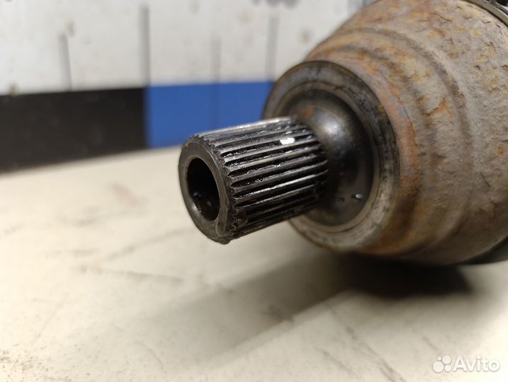 Полуось передняя правая VW Scirocco 2008