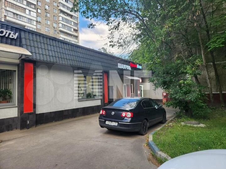 Продам торговое помещение, 208 м²