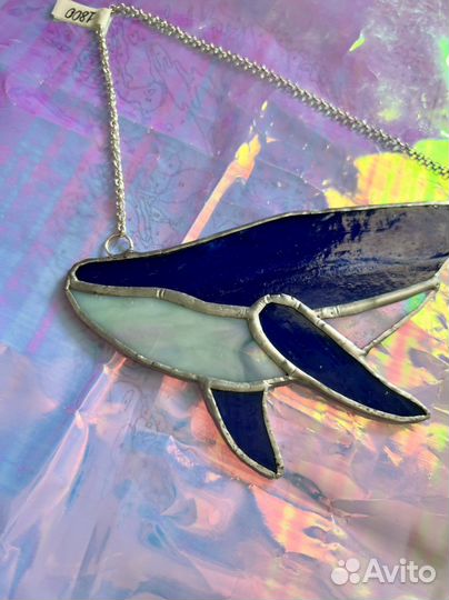 Кит из стекла в технике Тиффани