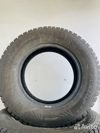 Dunlop Grandtrek Ice 02 205/70 R15
