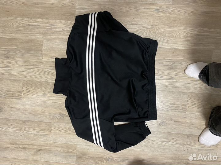 Кофта adidas женская укороченная