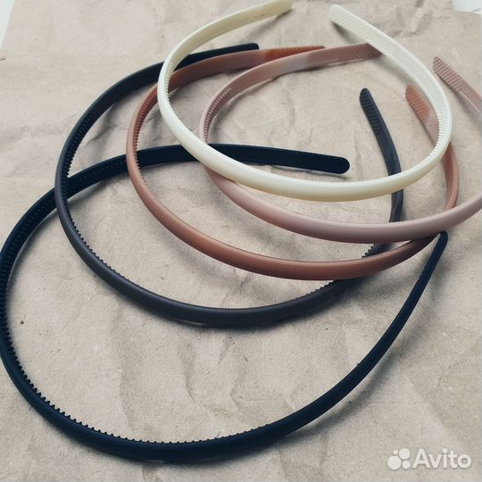 Ободок пластиковый тонкий