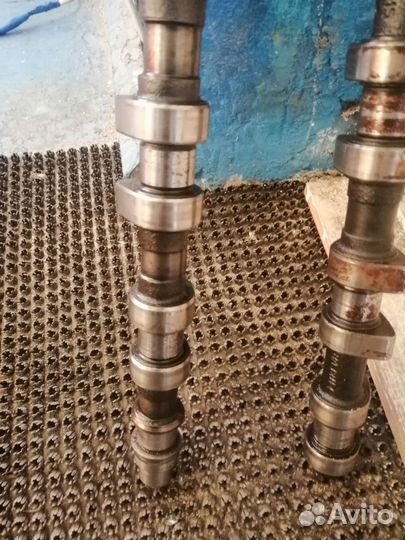 Рапредвал на двигалель 1,5