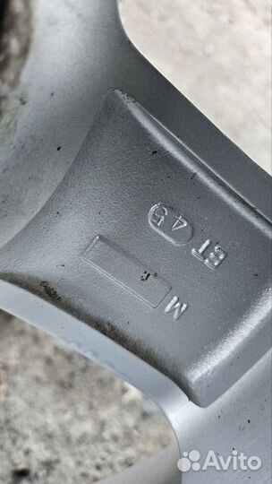 R15 Michelin CrossClimate 185/65, PCD 4x100 DIA 56.6