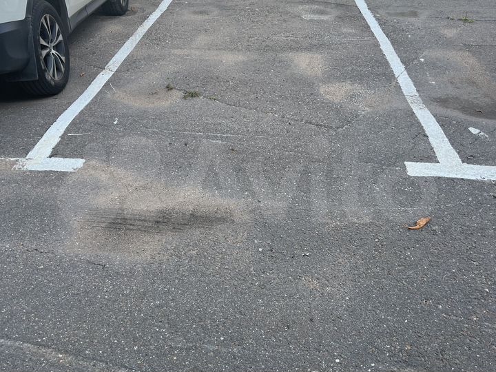 Машиноместо, 15 м²