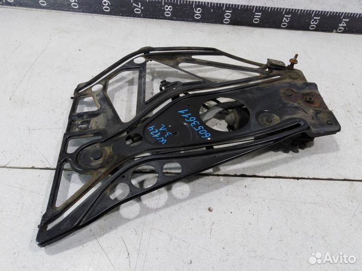 Стеклоподъемник электрический задний левый