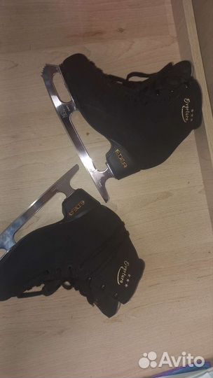 Коньки для фигурного катания edea