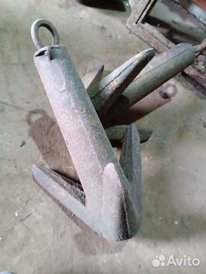 Якорь корабельный