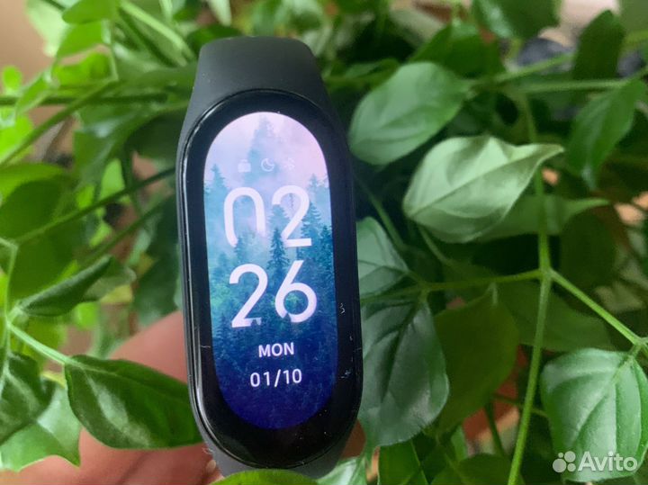 Фитнес-трекер Xiaomi Bend 7