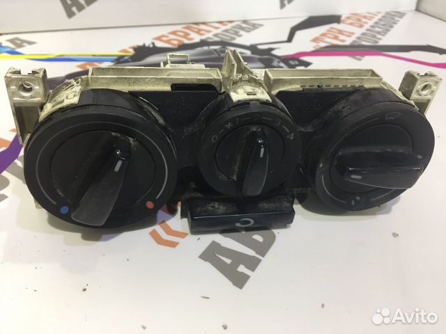 Шкода Октавия Блок управления климат-контролем