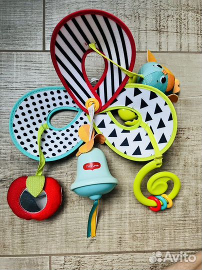 Мобиль tiny love