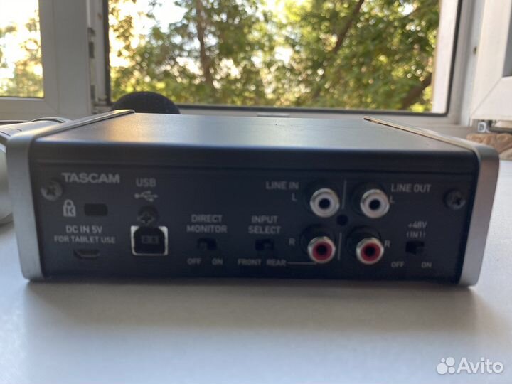 Микрофон Tascam TM-80 и звук. карт. Tascam US-1x2