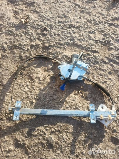 Стеклоподъемник задний правый Chery Amulet