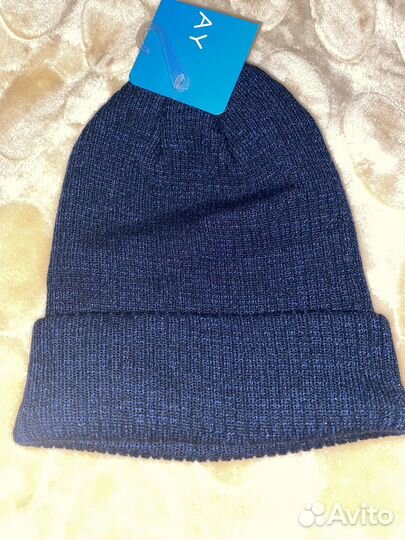 Шапка новая Fan Day