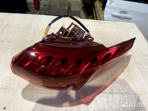 Фонарь в крыло левый новый Infiniti FX/QX70 (S51)