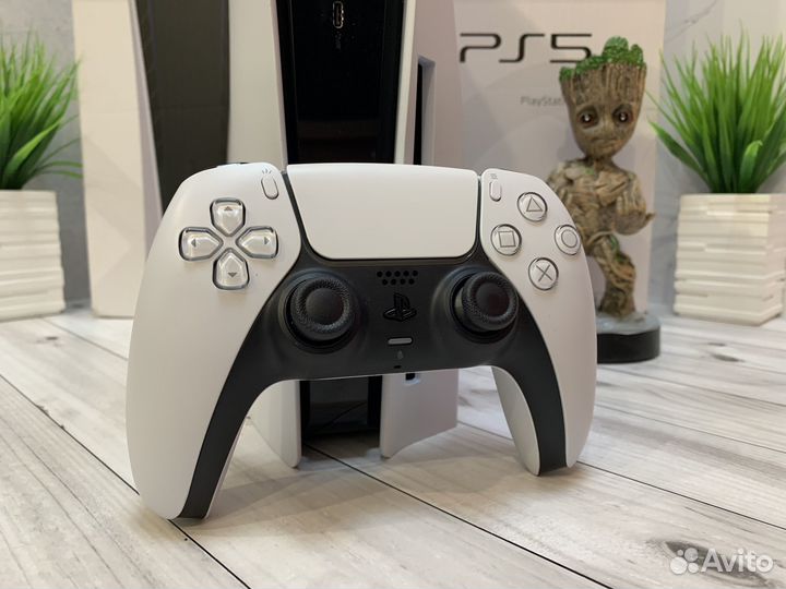 Sony PS5 с дискодовом / Гарантия/ UFC4,Fifa 23