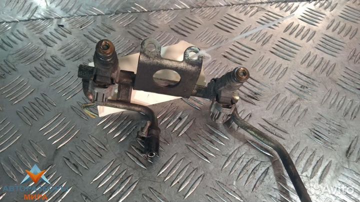 Топливная рампа Subaru Legacy 2 1998 17523AA462