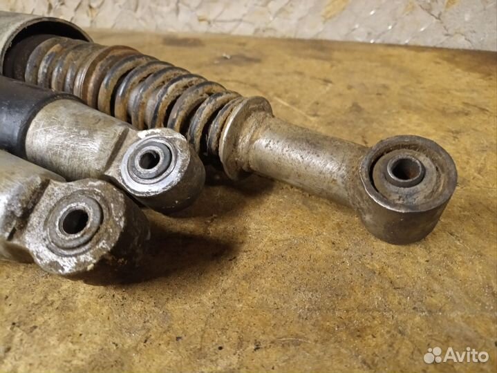 Амортизаторы Вятка