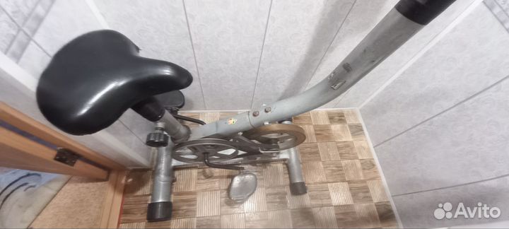 Велотренажер бу