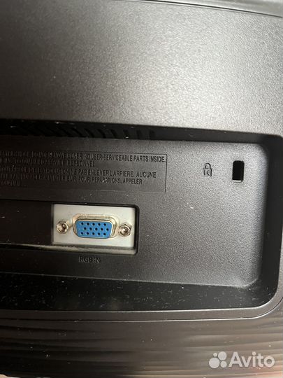 Монитор Samsung