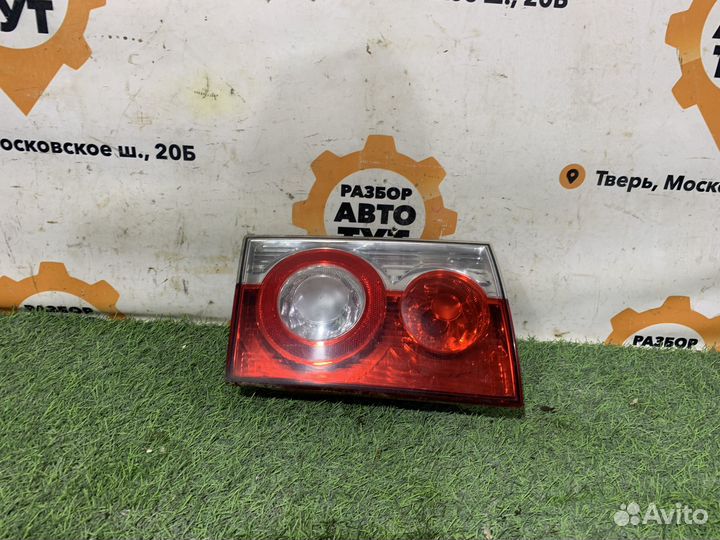 Левый врутренний фонарь Волга 31105 Рестайлинг