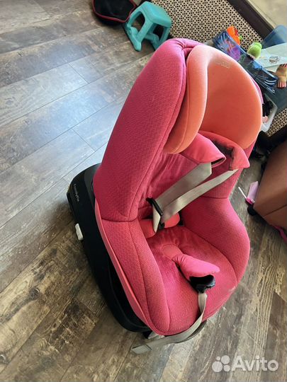 Автокресло Maxi-cosi Pearl вместе с базой