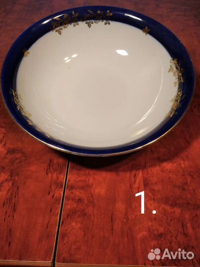 Посуда: блюдо, тарелки, набор