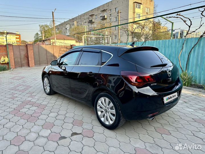 Opel Astra 1.6 AT, 2010, 179 000 км