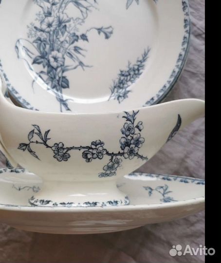 Антикварный соусник Sarreguemines, Carmen