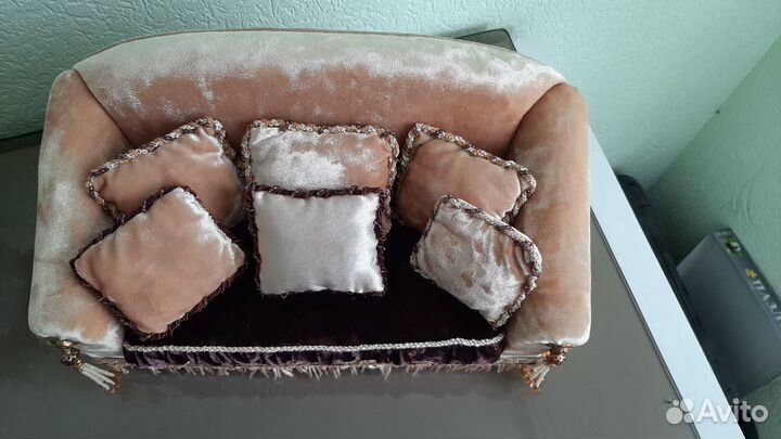 Мебель для кукол диван