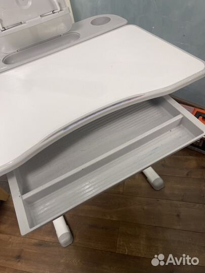 Детский стол и стул