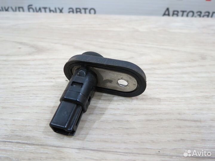 Концевик двери Toyota Corolla 150