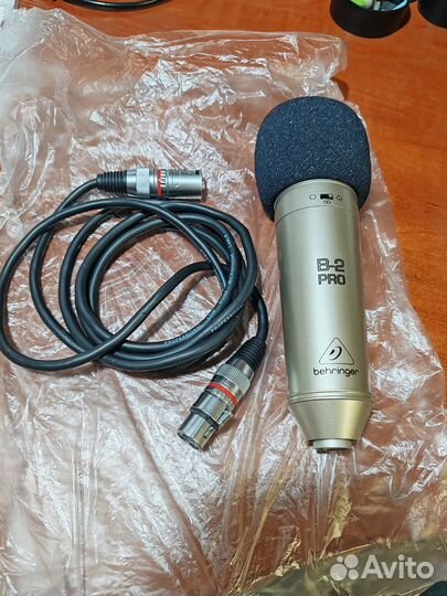 Микрофон студийный Behringer B2 Pro