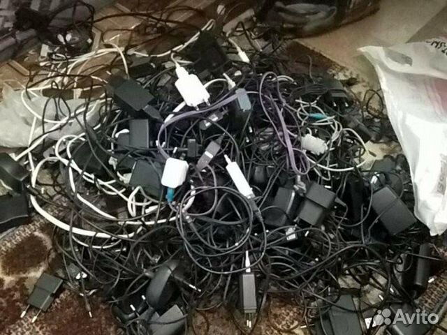 Зарядное устройство