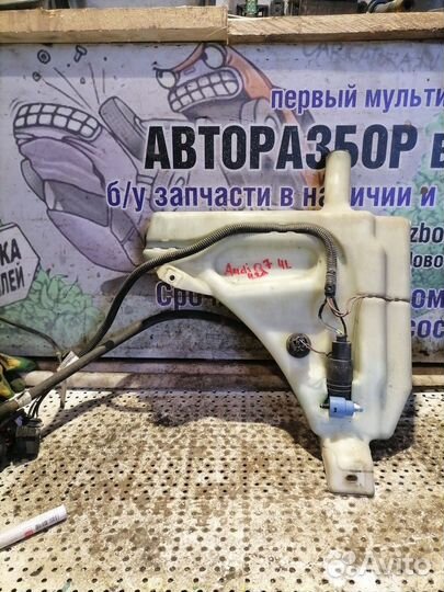 Бачок омывателя Audi Q7