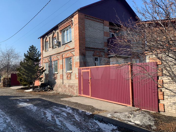 Коттедж 186 м² на участке 6,7 сот.