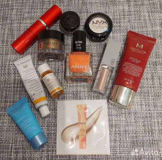 Набор косметики пакетом