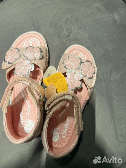 Сандалии для девочки р 31