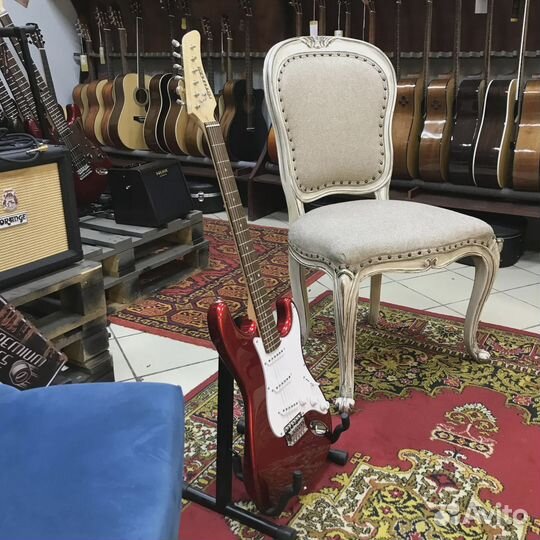 Электрогитара Fernandes Stratocaster LE-1Z SSS Lau