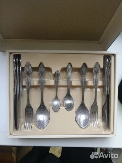 Набор столовых приборов