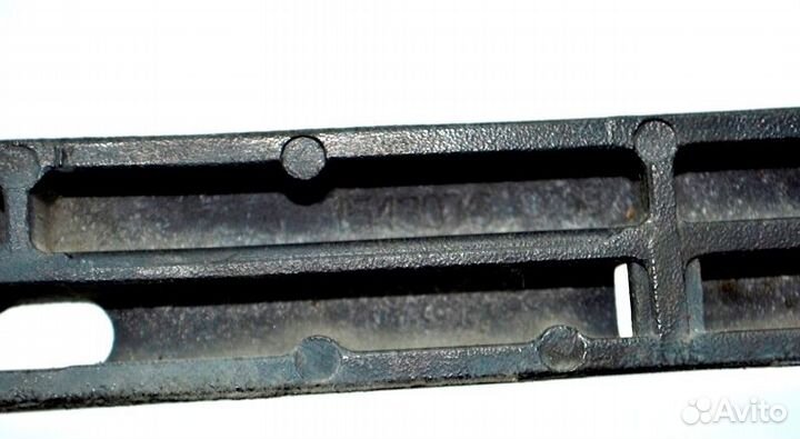 Поводок/Дворникодержатель лобовое стекло, правый s