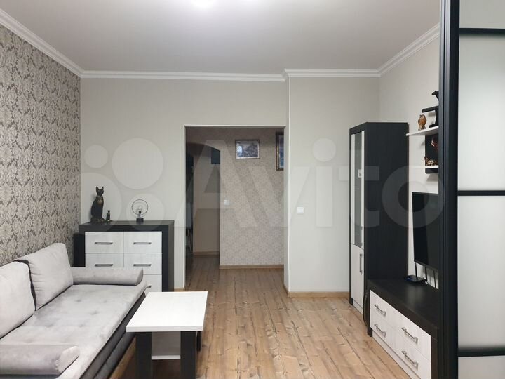 2-к. квартира, 70 м², 3/10 эт.