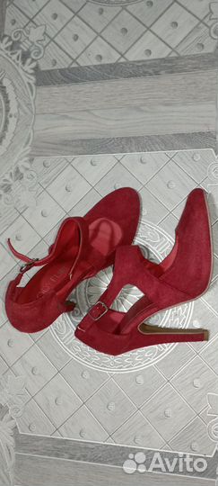 Туфли женские